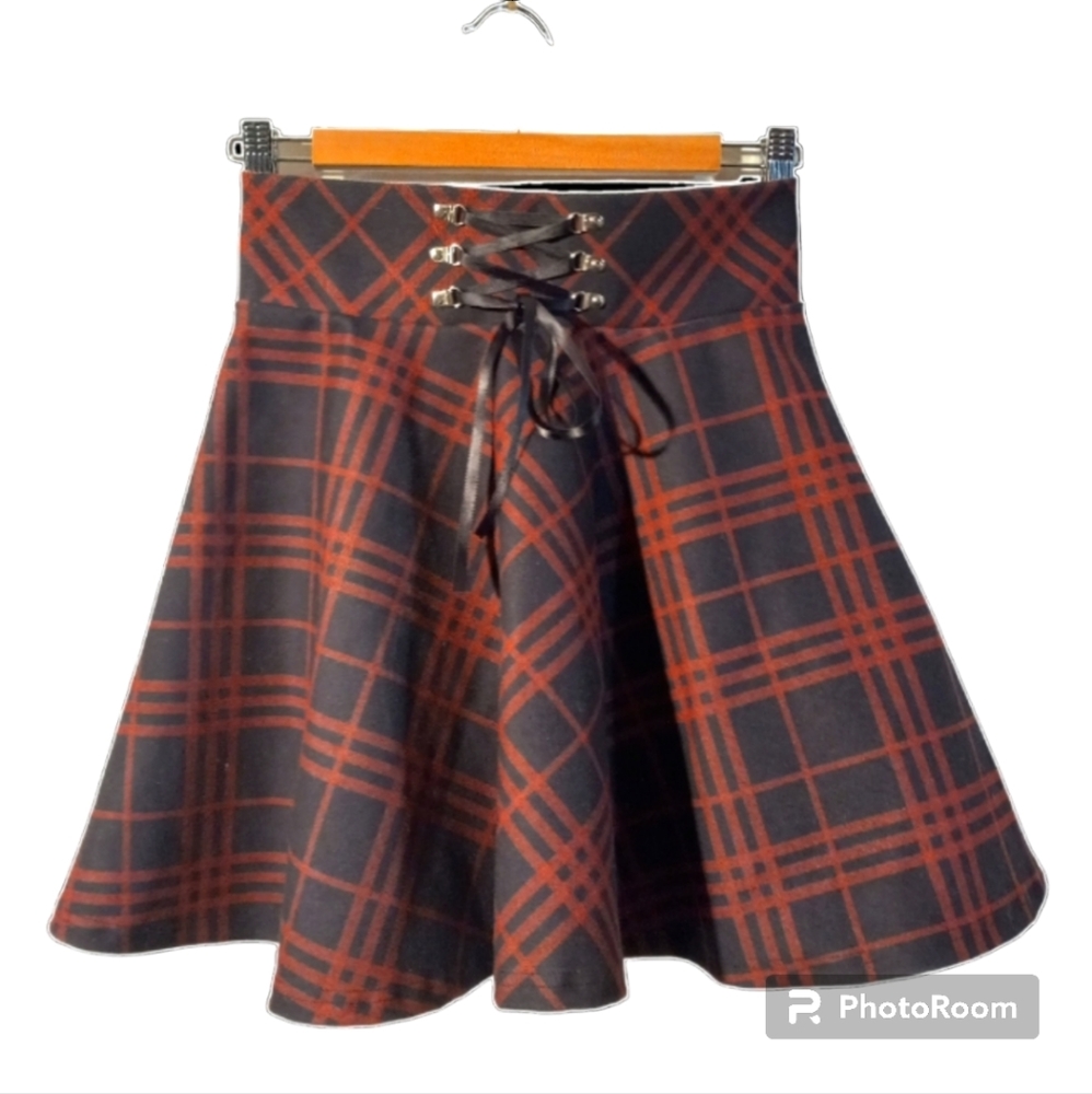 Plaid skirt (with‎ inside shorts) SKUW004